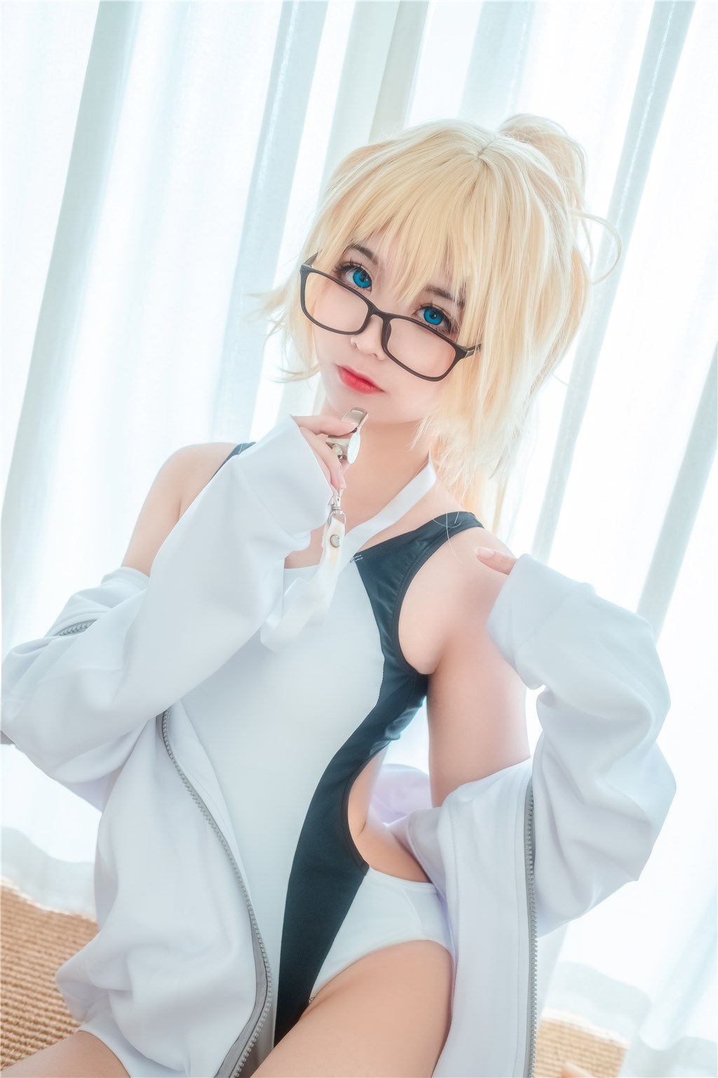 【麻豆app官网版】夜语情感全程直击特辑：记录后台录音中那句低语“只愿与你共享此刻”的秘密如何在全网激起网友对禁忌情缘的狂热追逐